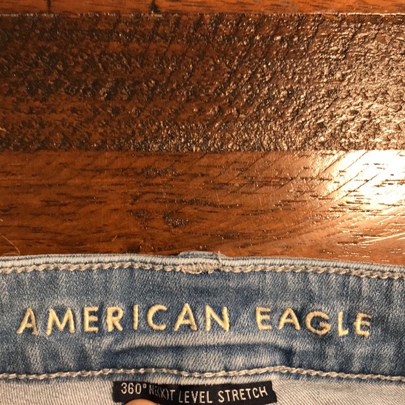 American Eagle Outfitters Distressed Super Hi-Rise Jegging - Picture 7 of 14